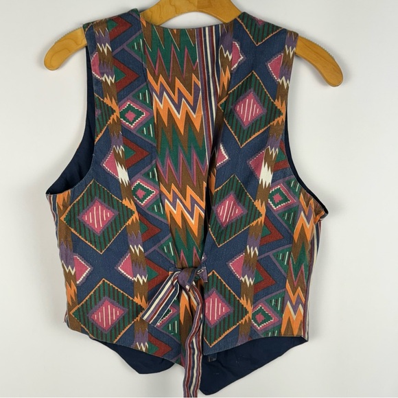 Vintage 1993 Geometric Vest - Picture 7 of 7